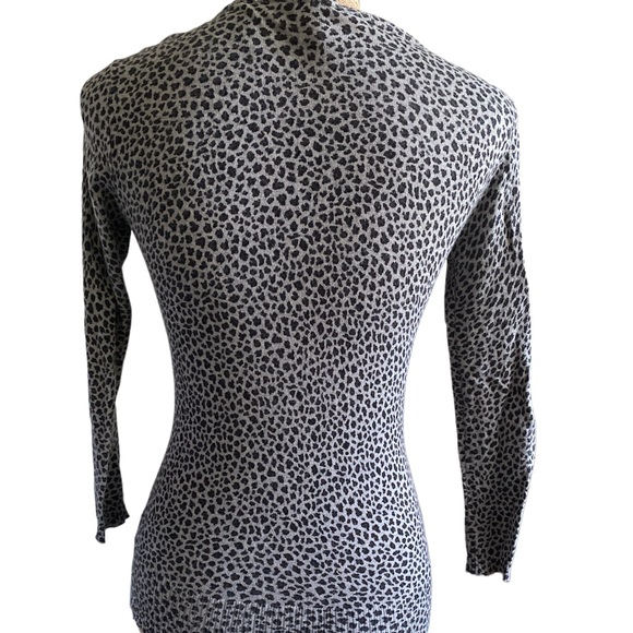 EUC Charlotte • leopard cardigan • xs - Picture 3 of 7